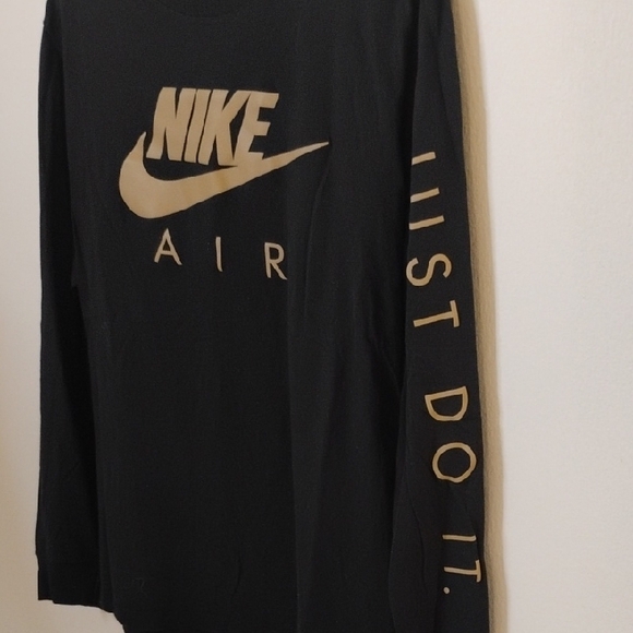 Nike Air Reflective Long Sleeve T-shirt Black/ Metallic Gold Men's Large - Picture 4 of 5